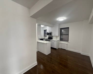 20 Beekman Place - Photo Thumbnail 3