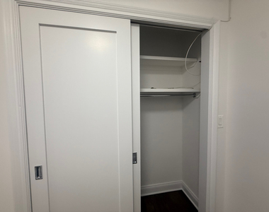 20 Beekman Place - Photo Thumbnail 2