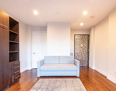 25-13 27th Street - Photo Thumbnail 8