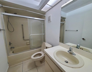 3590 Magnolia Ridge Circle - Photo Thumbnail 2