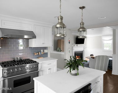 208 Neptune Place - Photo Thumbnail 17