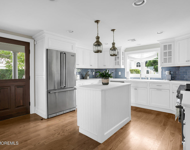 208 Neptune Place - Photo Thumbnail 19