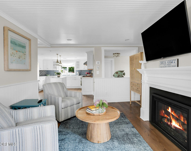 208 Neptune Place - Photo Thumbnail 23