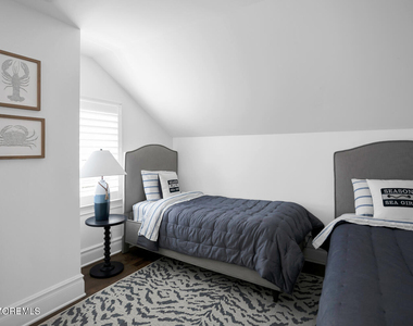 208 Neptune Place - Photo Thumbnail 32