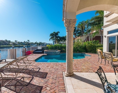 580 Admirals Way - Photo Thumbnail 22