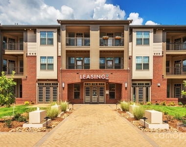 10624 Parrish Street - Photo Thumbnail 19