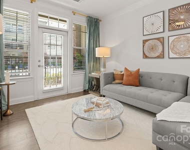 10624 Parrish Street - Photo Thumbnail 41
