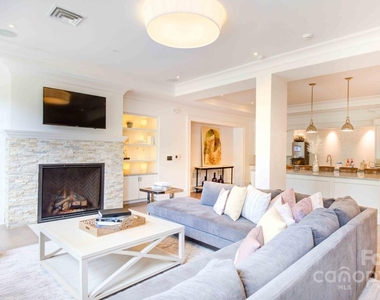 10624 Parrish Street - Photo Thumbnail 10
