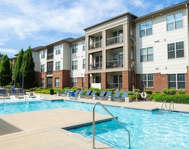 10624 Parrish Street - Photo Thumbnail 7