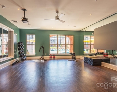 10624 Parrish Street - Photo Thumbnail 22