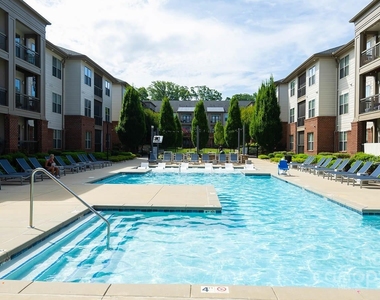 10624 Parrish Street - Photo Thumbnail 6