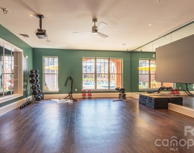 10624 Parrish Street - Photo Thumbnail 22