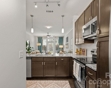 10624 Parrish Street - Photo Thumbnail 29