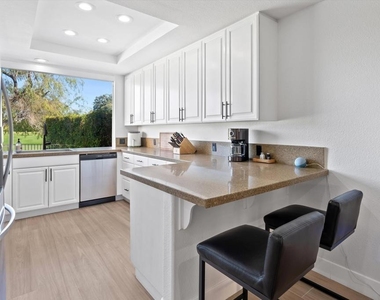 38 Pine Valley Drive - Photo Thumbnail 4