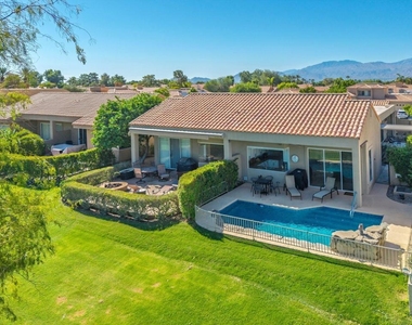 38 Pine Valley Drive - Photo Thumbnail 17