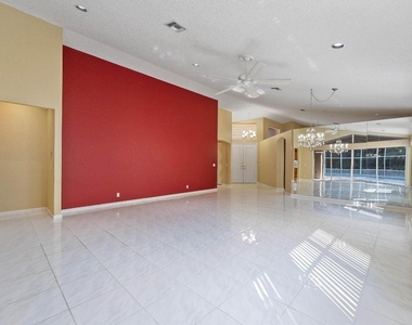 10860 Fairmont Village Drive - Photo Thumbnail 7