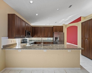 10860 Fairmont Village Drive - Photo Thumbnail 15