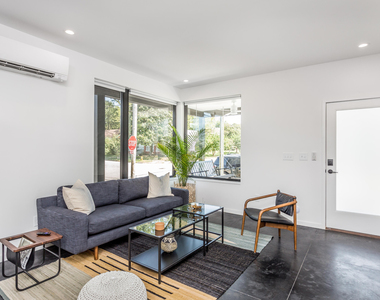 123 Idlewild Avenue - Photo Thumbnail 17