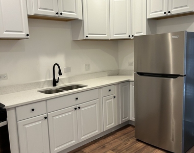 6016 S Saint Lawrence Avenue - Photo Thumbnail 15