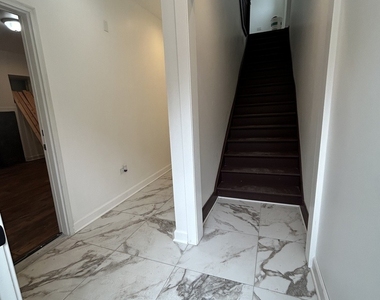 6016 S Saint Lawrence Avenue - Photo Thumbnail 1
