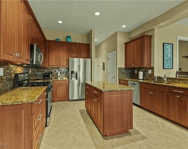 3131 Orangetree Bend - Photo Thumbnail 6