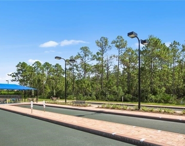 10271 Glastonbury Circle - Photo Thumbnail 20