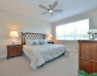10271 Glastonbury Circle - Photo Thumbnail 11