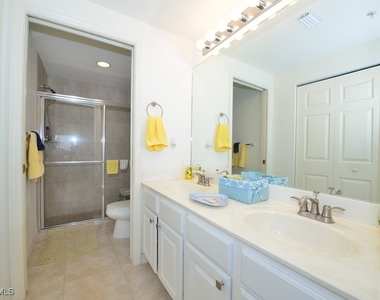 10000 Maddox Lane - Photo Thumbnail 13