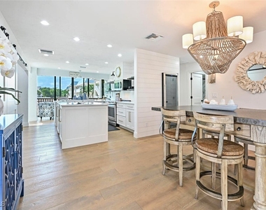 3105 Riviera Drive - Photo Thumbnail 17
