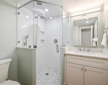 250 7th Avenue S - Photo Thumbnail 13