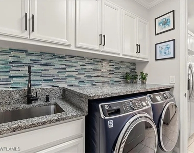 14672 Edgewater Circle - Photo Thumbnail 12
