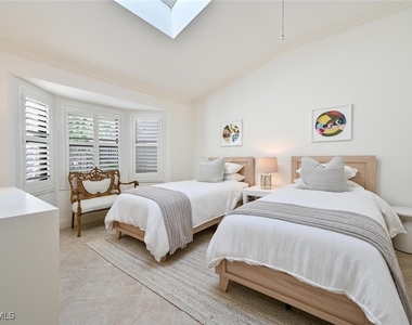 6631 Trident Way - Photo Thumbnail 27