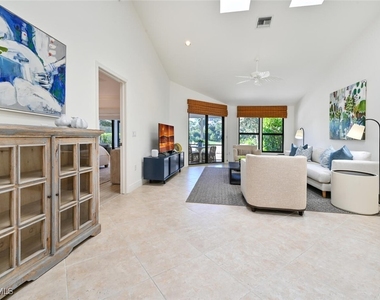 6631 Trident Way - Photo Thumbnail 3
