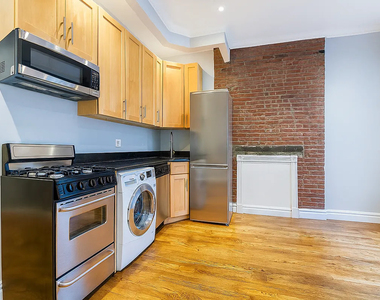 68 Clinton Street - Photo Thumbnail 3