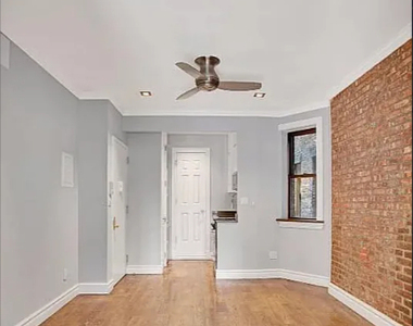 697 10th Avenue - Photo Thumbnail 1