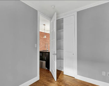 314 East 106th Street - Photo Thumbnail 6