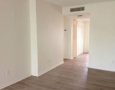 6300 Nw 62nd Street - Photo Thumbnail 3