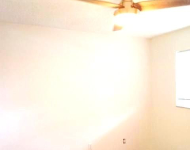 6300 Nw 62nd Street - Photo Thumbnail 2