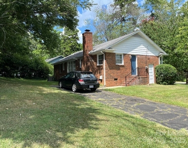 6734 Knollgate Drive - Photo Thumbnail 11