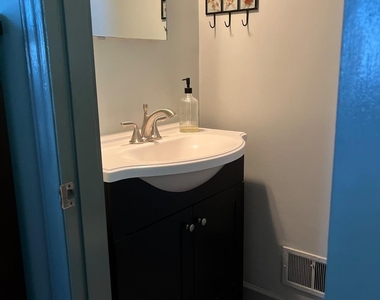 6734 Knollgate Drive - Photo Thumbnail 9