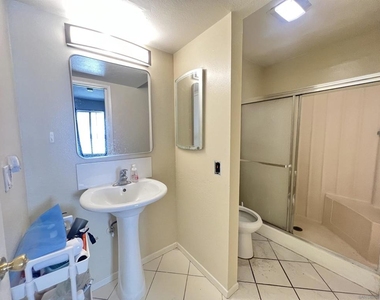 8181 Jade Coast Rd - Photo Thumbnail 6