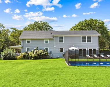 148 Montauk Highway - Photo Thumbnail 23