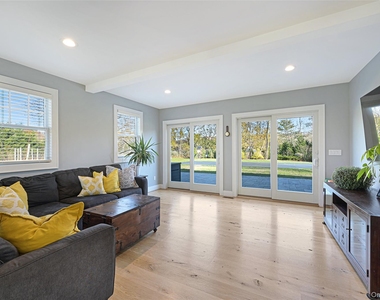 148 Montauk Highway - Photo Thumbnail 2