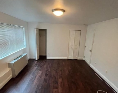 5601 Parker House Terrace - Photo Thumbnail 13