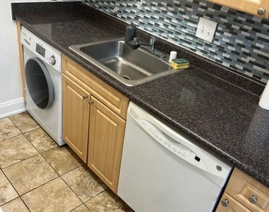 5601 Parker House Terrace - Photo Thumbnail 7