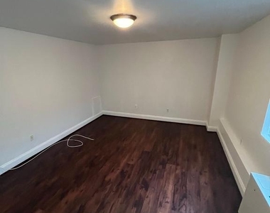 5601 Parker House Terrace - Photo Thumbnail 12