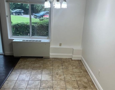 5601 Parker House Terrace - Photo Thumbnail 4