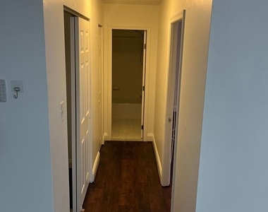 5601 Parker House Terrace - Photo Thumbnail 8