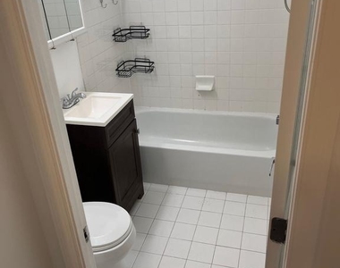 5601 Parker House Terrace - Photo Thumbnail 10