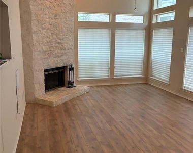 2918 Ranch Road 620 Rd - Photo Thumbnail 17